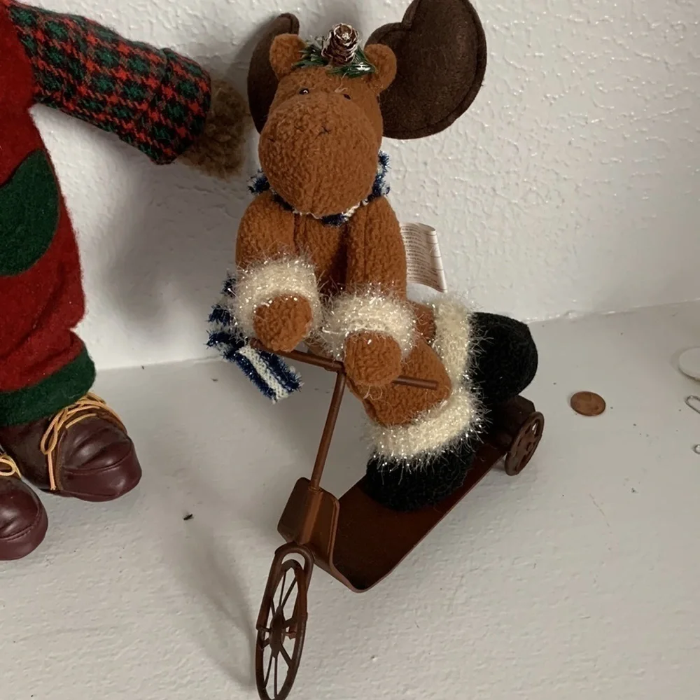 Two really cute and fun moose.